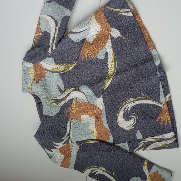 H&M Crane Bird Pleated Back 3/4 Sleeve Textured Cotton Blouse Top 4 - Picture 2 of 8